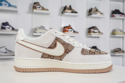 Gucci x NIke Air Force 1 古馳聯名-米黃 
貨號:MM3399 807
Size: 36 36.5 37.5 38 38.5 39 40 40.5 41 42 42.5 43 44 44.5 45