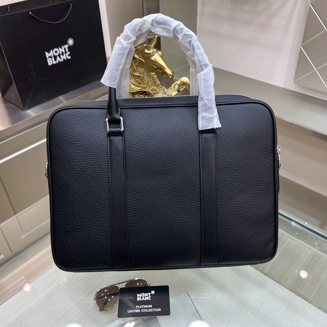 最新款來襲👏👏Montblanc International（萬寶龍）💯💯公文包，進口頂級頭層原版自然摔牛皮  手感舒適 皮質超柔 簡單大氣的logo 高端休閒版型 品質氣質同步而行✅型號：7712-1   尺寸：38-29-7