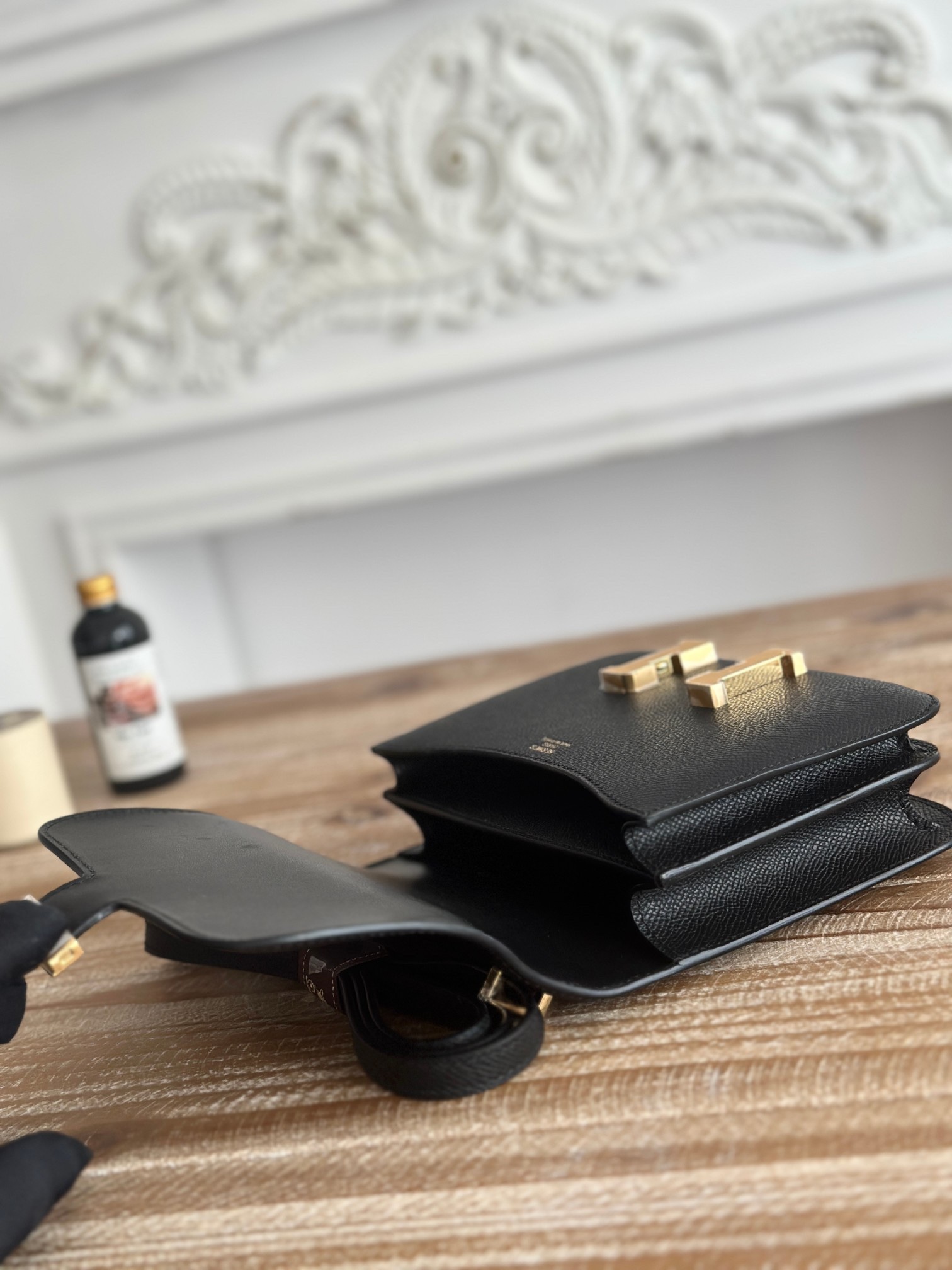 康康  空姐包  
constance  19cm  
epsom掌紋小牛皮  半收工  蠟線縫製