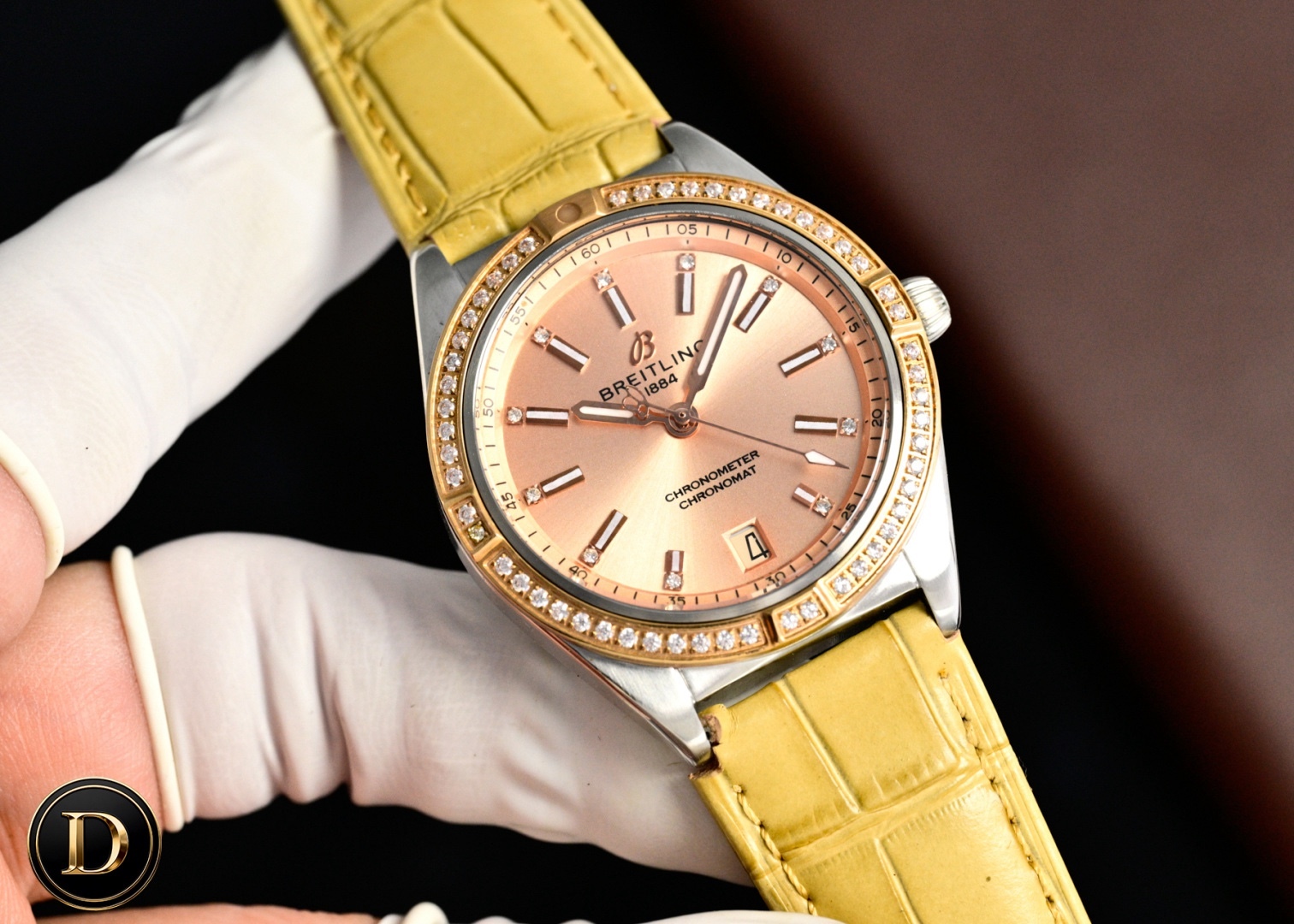 百年靈新款橫空出世（推出新高度）
全新百年靈機械計時腕表-南海膠囊系列
(chronometer Automatic 36mm)特別版
1⃣️現代復古風格讓您在人群中脫穎而出，打破沈悶，有溫度又不失浪漫！
2⃣️這款優雅的現代復古靈感腕表適合想在人群脫穎而出的女士。（男士也可佩戴，膠囊系列市面最薄的中性款。）
3⃣️融合優異性能和造型美感，時尚而優雅，適合各種場合，多種金屬表殼可供選擇，同時也有鑲嵌彩色寶石鑽，從炫酷的精鋼材百搭雙色間金乃至豪華紅金，一應俱全，時標和多姿多彩錶盤。
