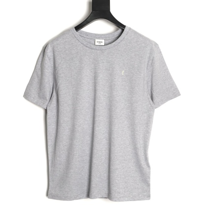 🔝SAINT LAURENT聖羅蘭SLP 小標純色徽標短袖T恤
正品購入開發，50支雙股精品賽爾棉170克，1*1拉架羅紋280克，進口刺繡，面料酵洗，定制1：1商標，寬松版型
B Size：S-XL