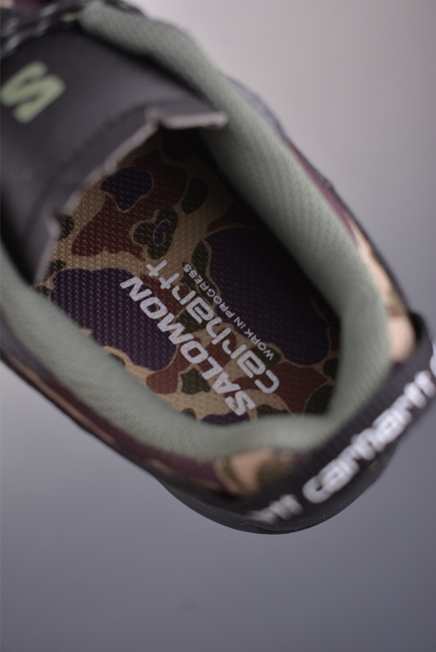 薩洛蒙 X-ALP SUEDE 
探索者系列 
潮流越野機能戶外休閒運動跑步鞋
官方貨號: 491655 283633
尺碼：36 36.5 37 38 38.5 39 40 40.5 41.5 42 42.5 43 44 45 46