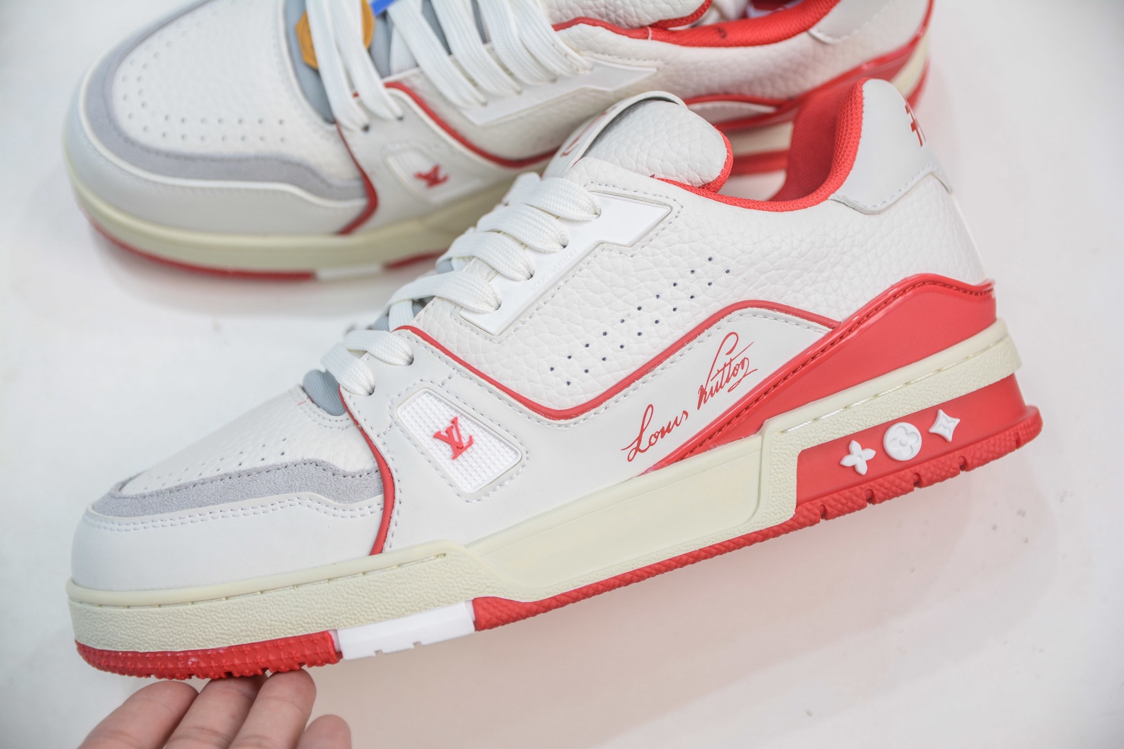 Louis Vuitton Trainer lv時裝走秀運動鞋板鞋 SIZE：36 37 38 39 40 41 42 43 44 45