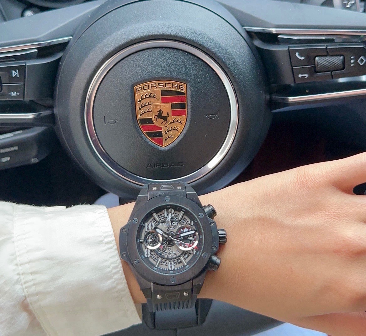 恆寶 Hublot精品男士腕表，勁爆鏤空設計，技藝精湛，獨具匠心，尊貴大氣，紳士風範。採用全自動機械機芯，頂級316精鋼表殼，天然橡膠錶帶，礦物質超強鏡面，尺寸43*13