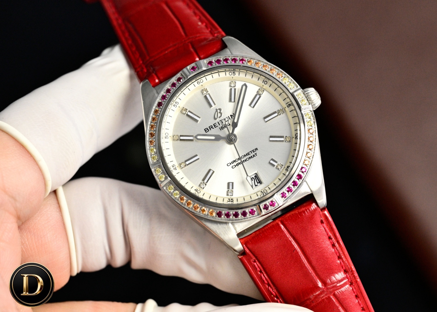 百年靈新款橫空出世（推出新高度）
全新百年靈機械計時腕表-南海膠囊系列
(chronometer Automatic 36mm)特別版
1⃣️現代復古風格讓您在人群中脫穎而出，打破沈悶，有溫度又不失浪漫！
2⃣️這款優雅的現代復古靈感腕表適合想在人群脫穎而出的女士。（男士也可佩戴，膠囊系列市面最薄的中性款。）
3⃣️融合優異性能和造型美感，時尚而優雅，適合各種場合，多種金屬表殼可供選擇，同時也有鑲嵌彩色寶石鑽，從炫酷的精鋼材百搭雙色間金乃至豪華紅金，一應俱全，時標和多姿多彩錶盤。
