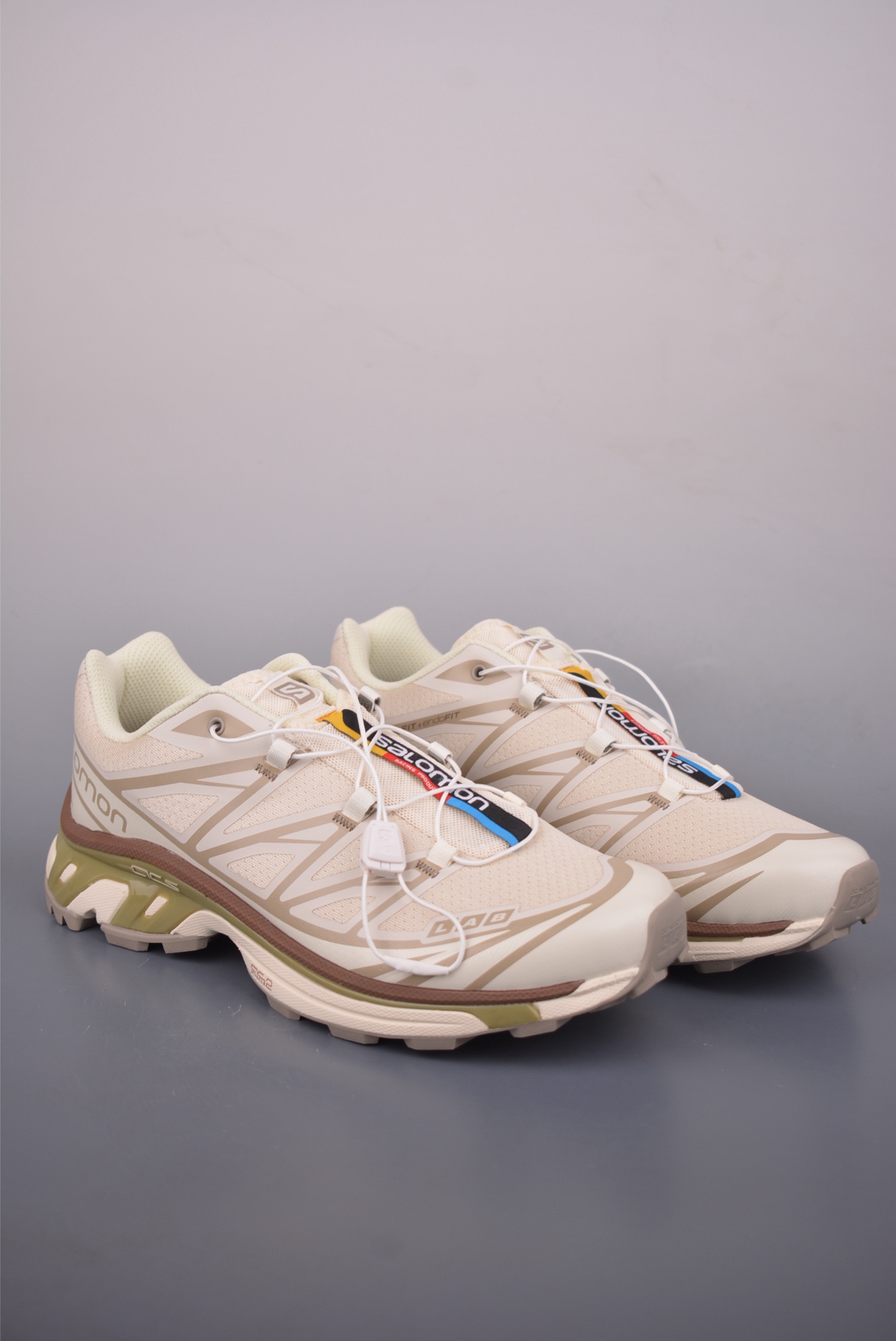 -薩洛蒙 Salomon XT 
QUEST GTX 探索者系列 
潮流越野機能戶外休閒運動跑步鞋
官方貨號: 4784782722
尺碼：36 36.5 37 38 38.5 39 40 40.5 41.5 42 42.5 43 44 44.5 45