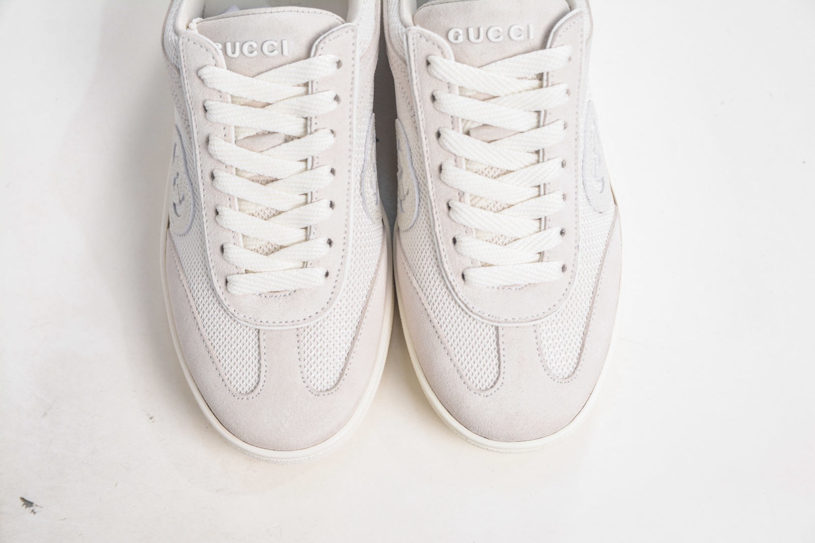 Gucci 古馳G75 圓頭系帶運動鞋
尺碼：35 36 37 38 39 40 41 42 43 44 45 46
