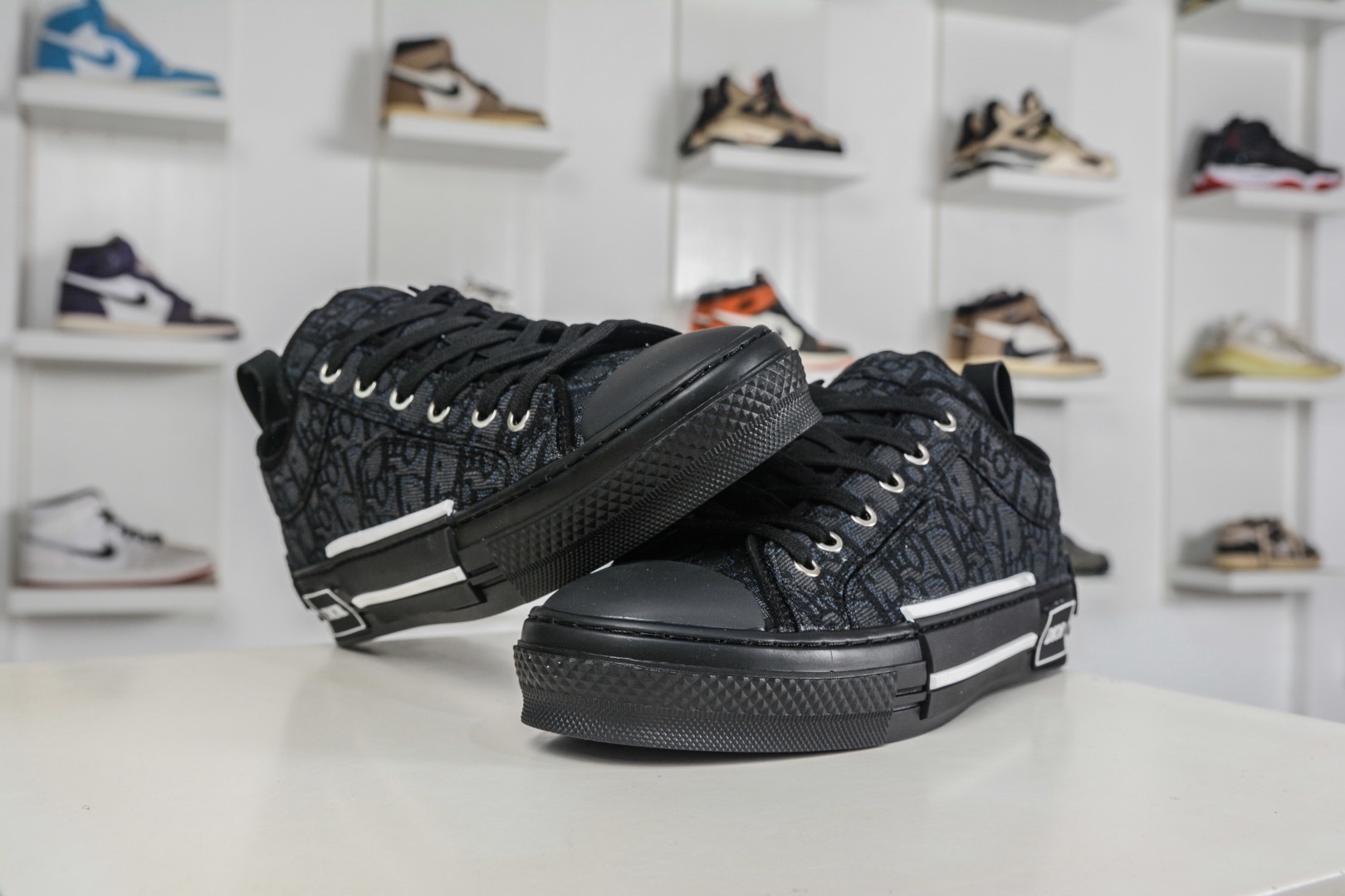 Dior B23 迪奧“CD重影”系列 
貨號: 3SN272ZIR16536
尺碼：38 39 40 41 42 43 44 45