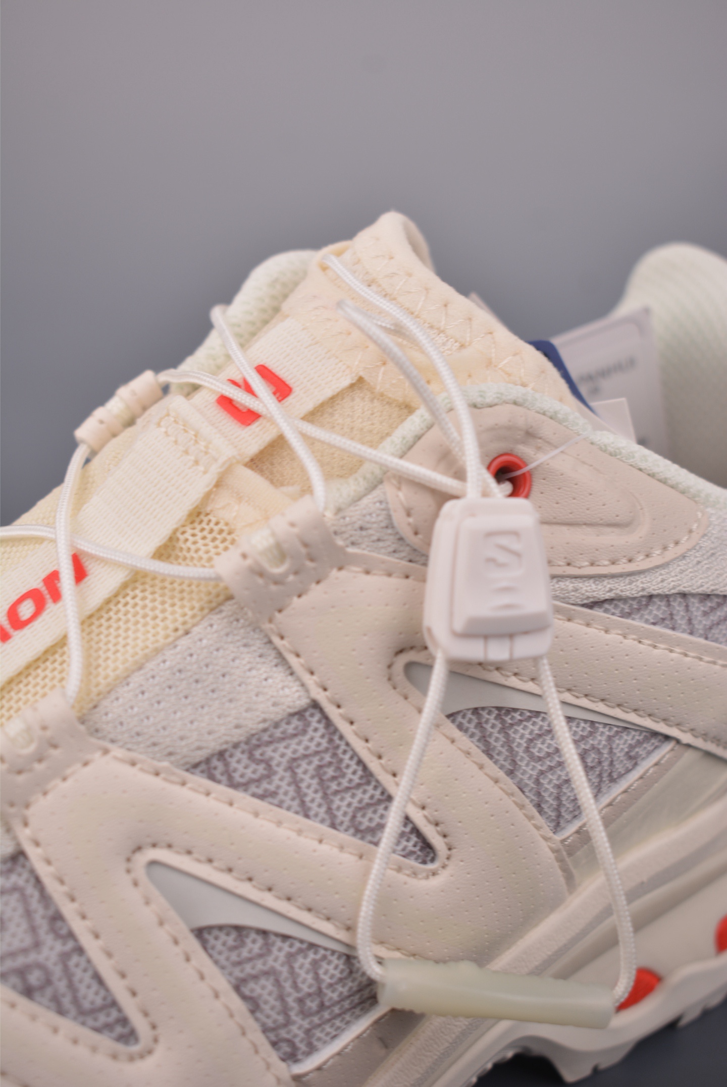 薩洛蒙 Salomon XT 
QUEST GTX 探索者系列 
潮流越野機能戶外休閒運動跑步鞋
官方貨號: 478478
尺碼：36 36.5 37 38 38.5 39 40 40.5 41.5 42 42.5 43 44 44.5 45 
