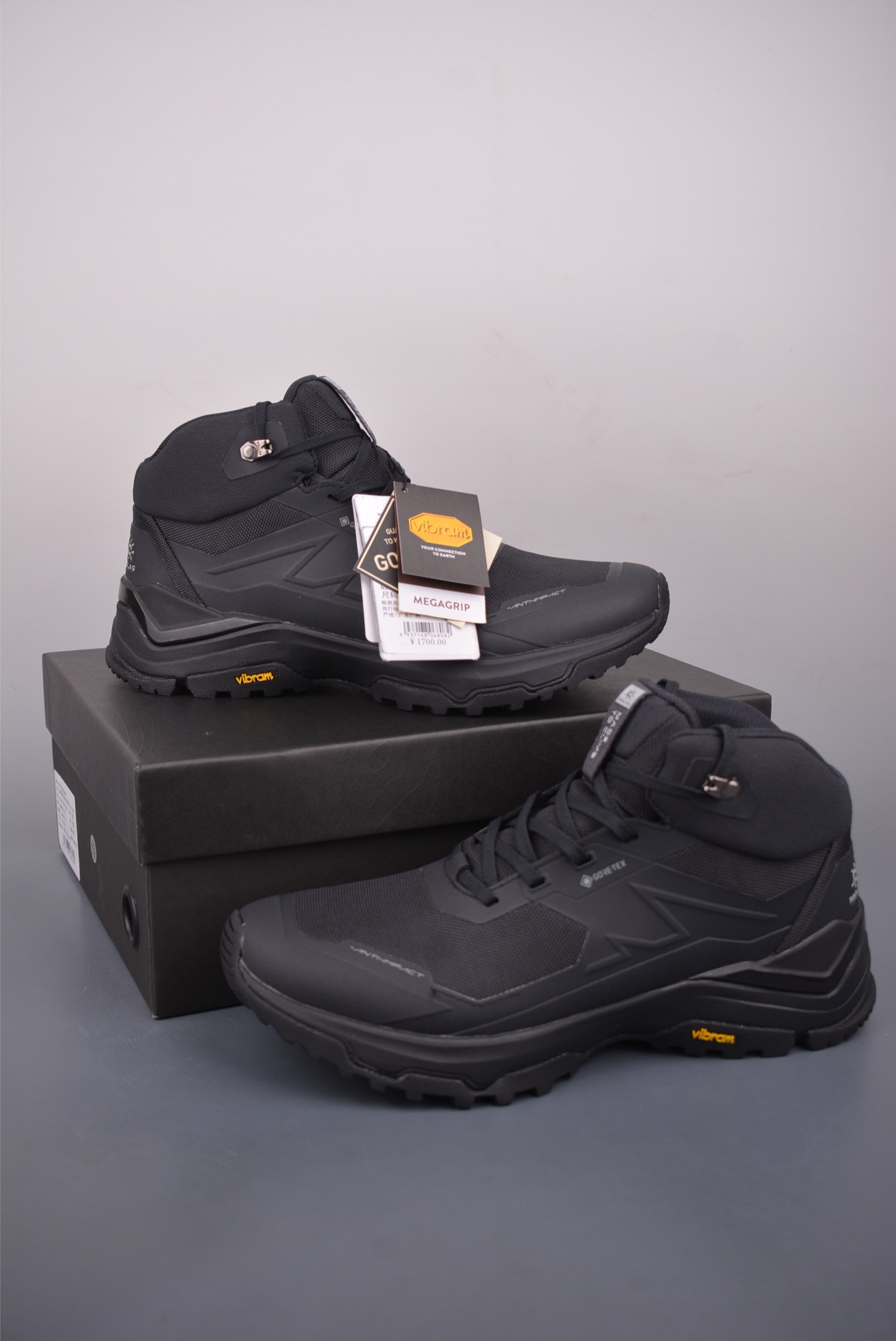 L/KAILAS凱樂石FUGA EX BOA
高幫越野跑山鞋防滑透氣彈力戶外跑步鞋 
官方貨號: KS25321263731
尺碼：39 40 41 42 43 44 45