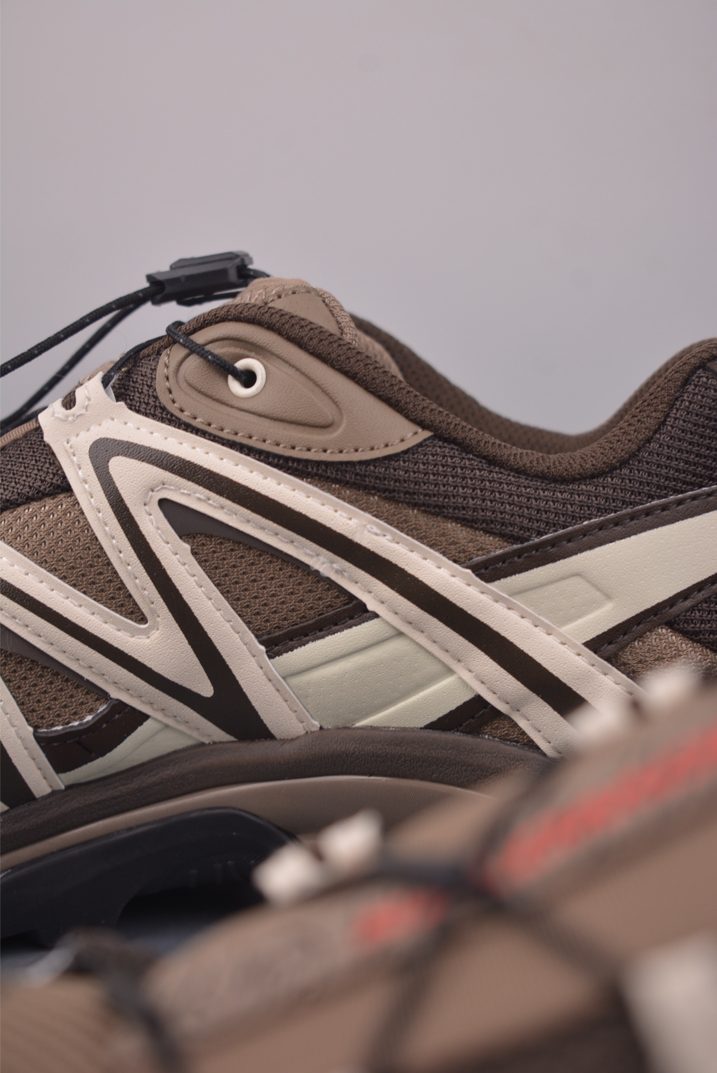 薩洛蒙 Salomon XT-Quest GTX ATHR 薩洛蒙復古潮流戶外機能登山跑鞋
官方貨號: 473058 
尺碼：36 37.5 38 38.5 39 40 40.5 41 42 42.5 43 44 44.5 45 46