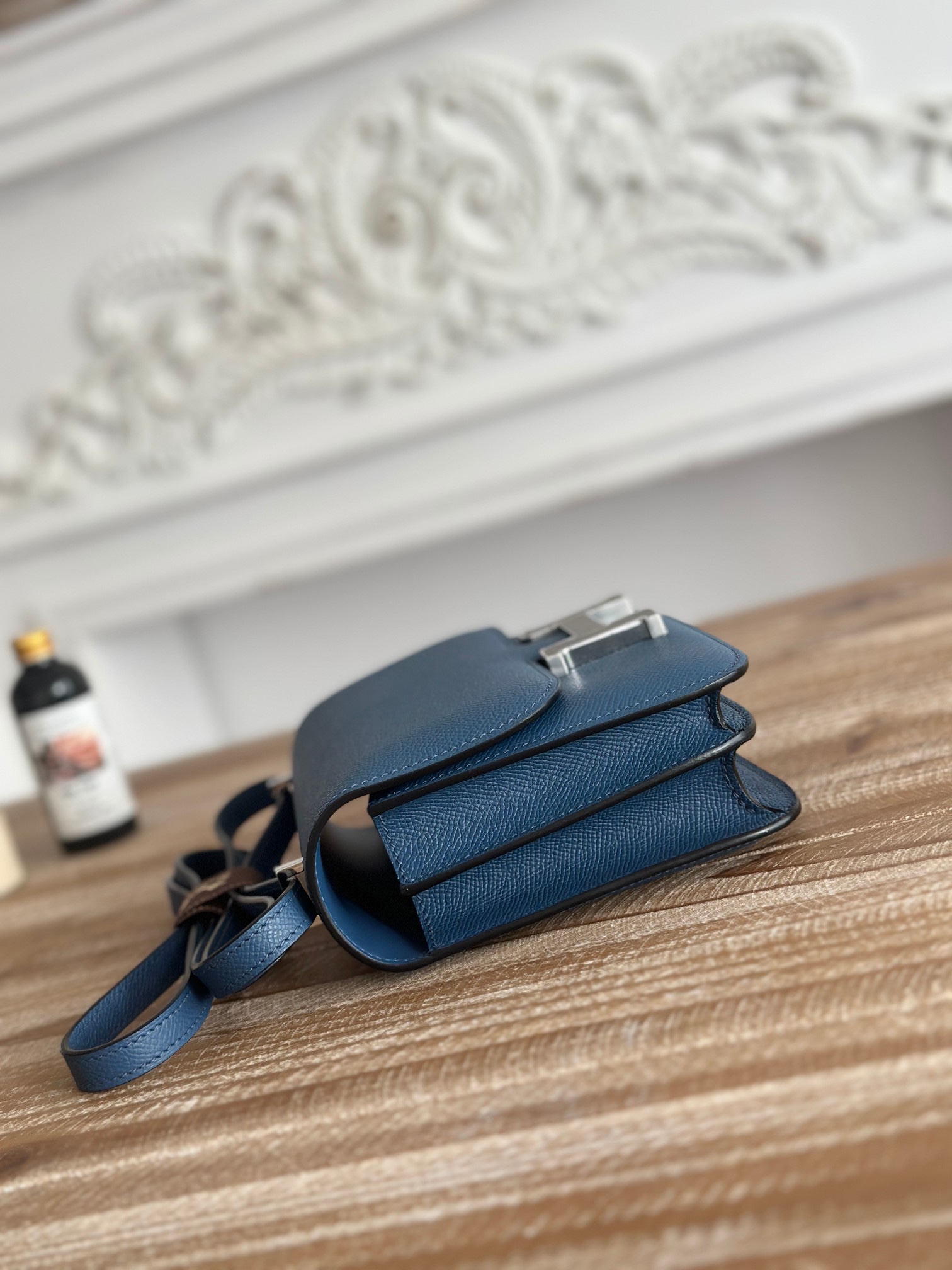 康康  空姐包  
constance  19cm  
epsom掌紋小牛皮  半收工  蠟線縫製