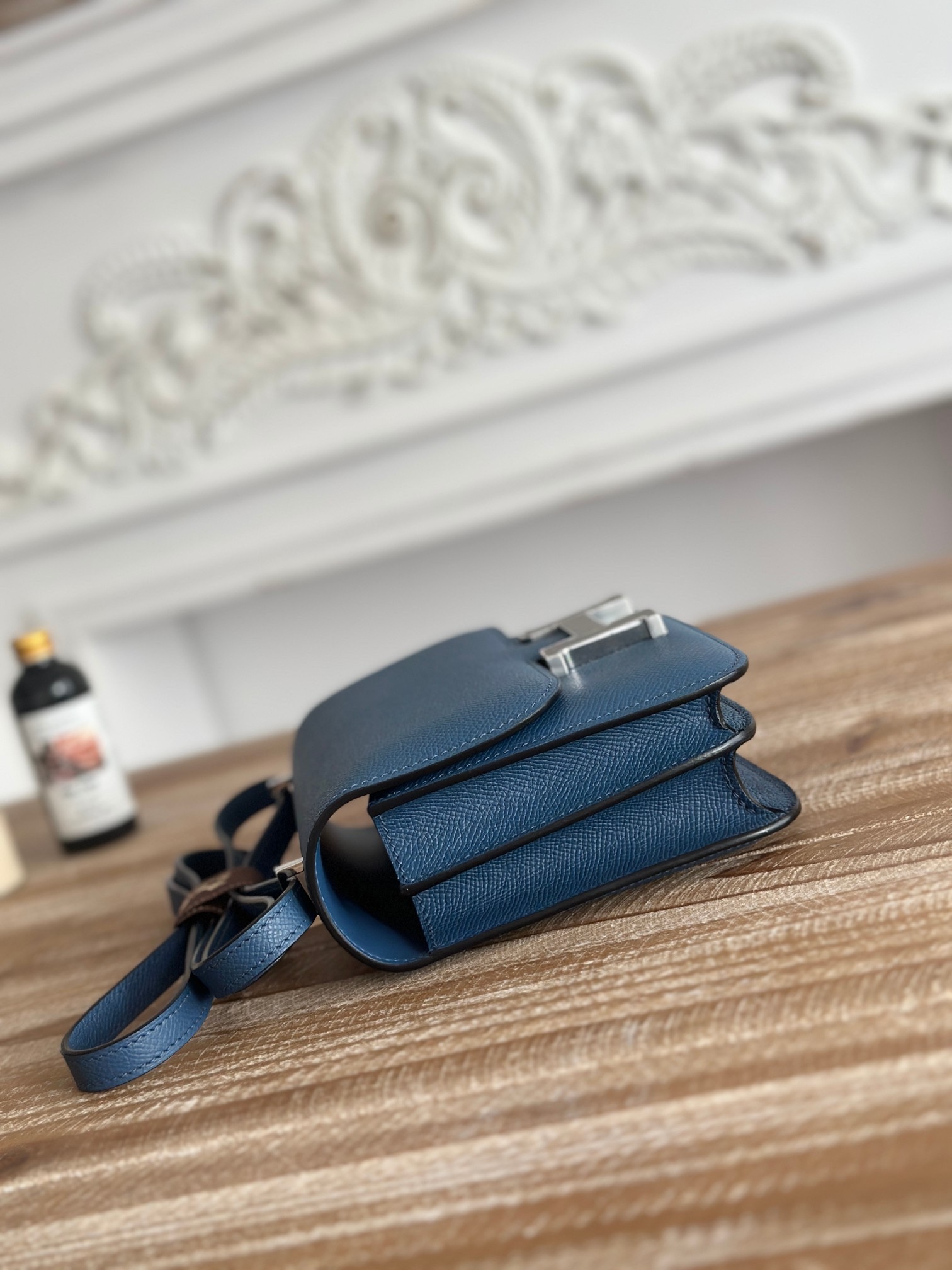 康康  空姐包  
constance  19cm  
epsom掌紋小牛皮  半收工  蠟線縫製