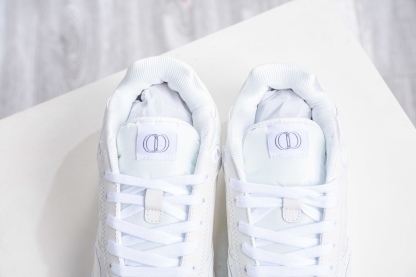 迪奧/Dior B27 Oblique Galaxy Low Top Sneakers B27系列低幫復古真皮百搭運動休閒板鞋 
貨號：3SN272ZIR16536
尺碼：38 39 40 41 42 43 44 45 46