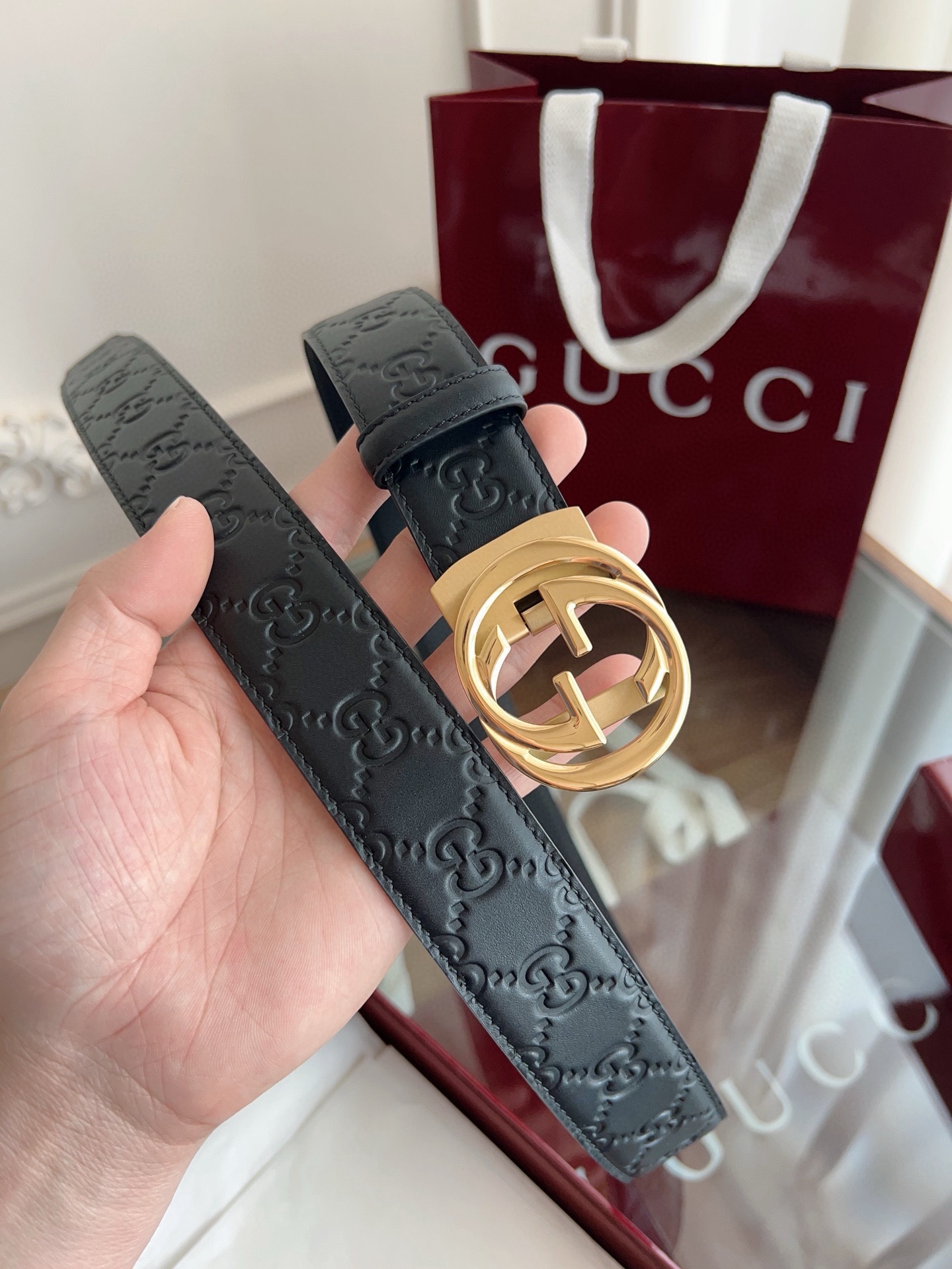 Gucci 古馳 自動平滑扣腰帶 精鋼打造五金 寬度35MM寬 雙面頭層牛皮 自由裁剪設計。