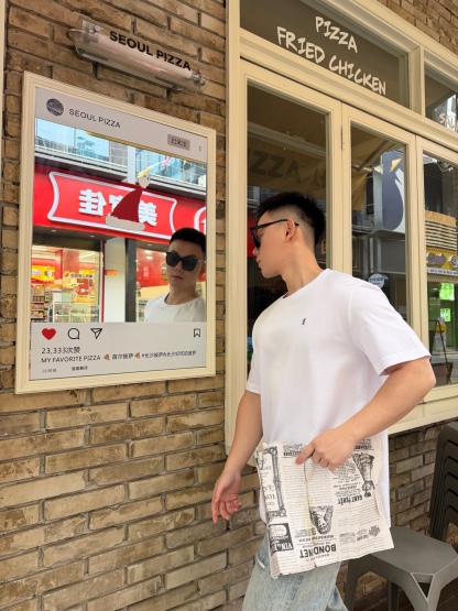 🔝SAINT LAURENT聖羅蘭SLP 小標純色徽標短袖T恤
正品購入開發，50支雙股精品賽爾棉170克，1*1拉架羅紋280克，進口刺繡，面料酵洗，定制1：1商標，寬松版型
B Size：S-XL