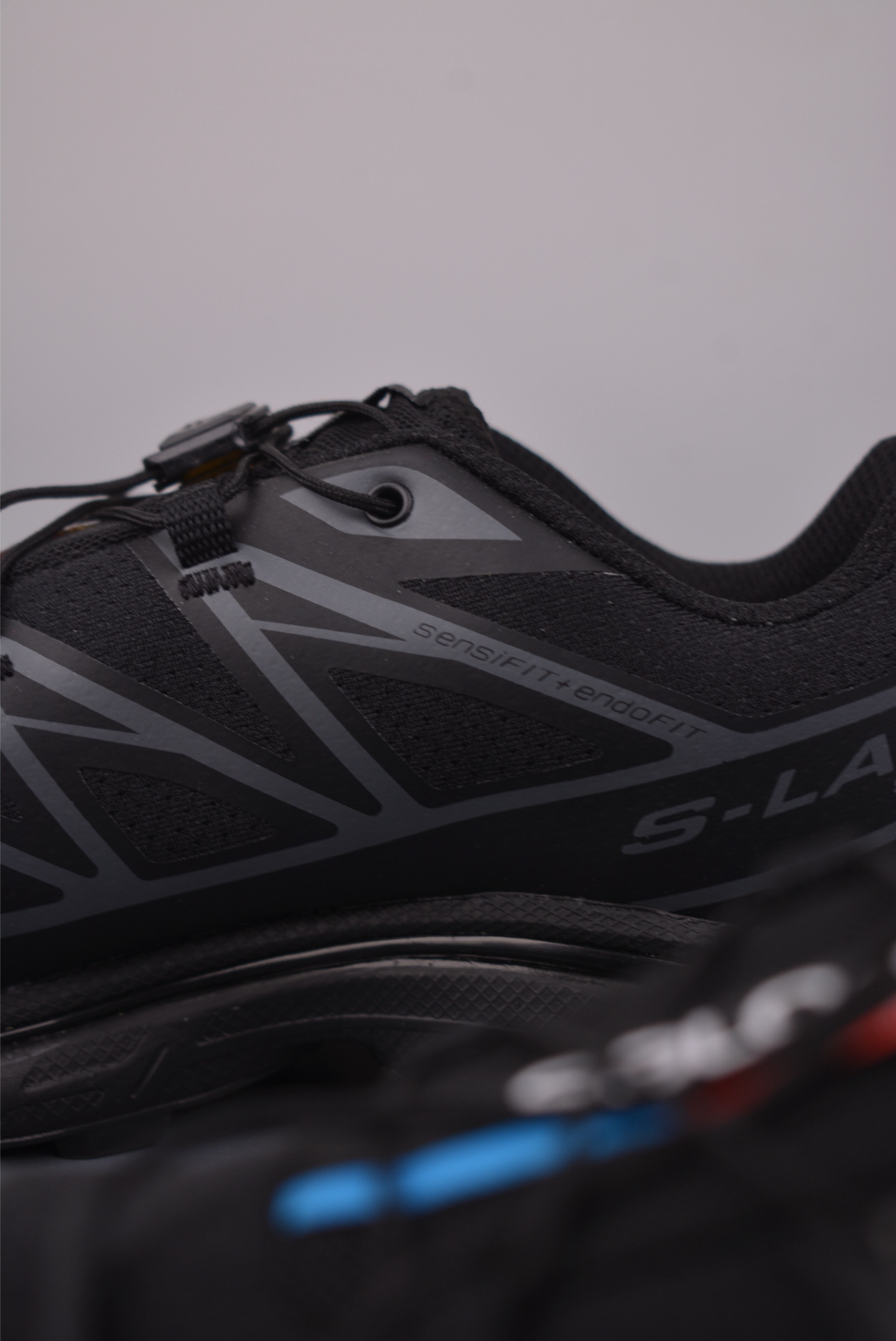 薩洛蒙 XT-6 GTX
探索者系列 
潮流越野機能戶外休閒運動跑步鞋
官方貨號: 4745063422
尺碼：36 36.5 37 38 38.5 39 40 40.5 41.5 42 42.5 43 44 45 
