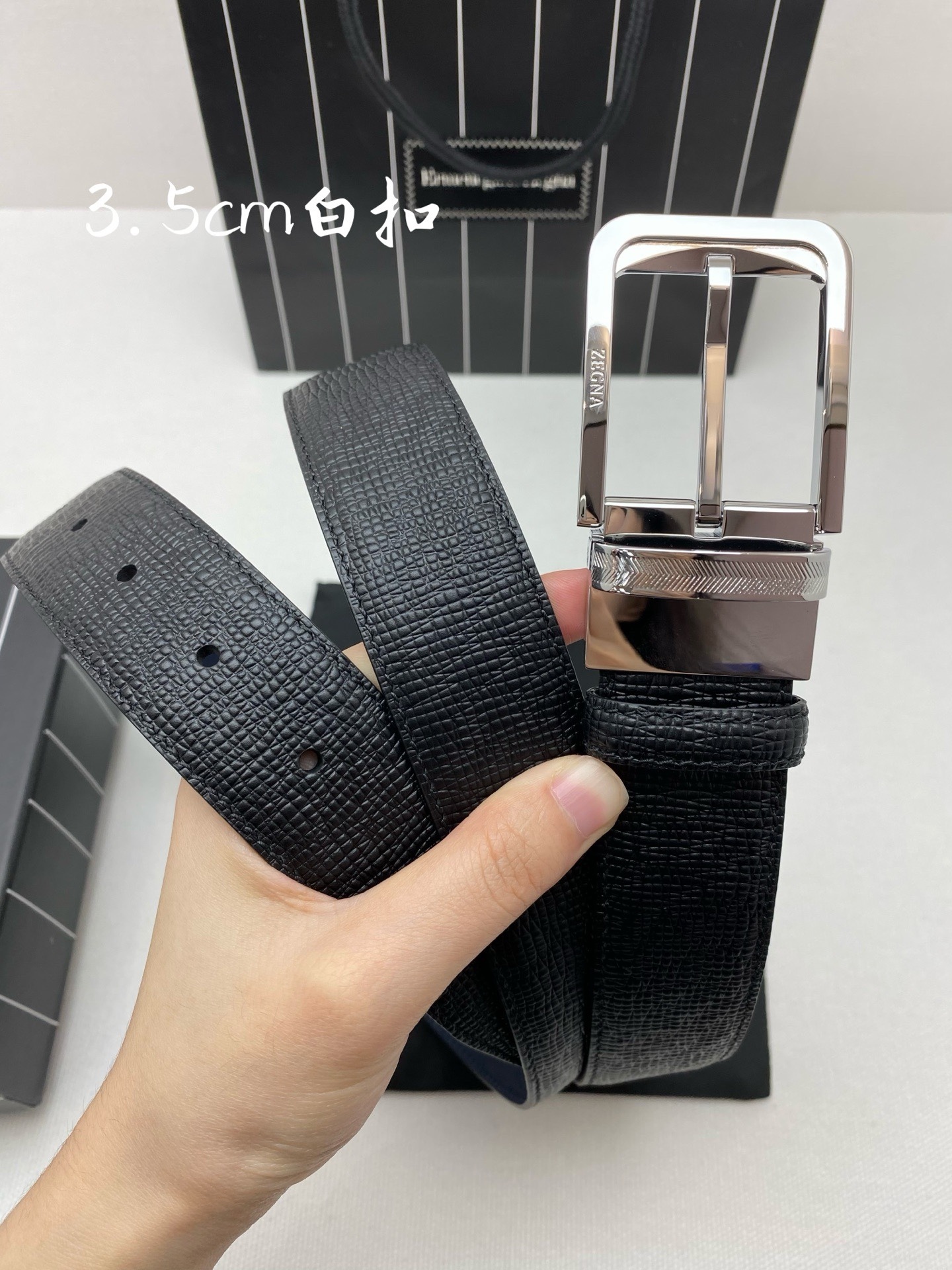 傑尼亞男士腰帶- 寬度35MM 精品扣精工打造  進口小牛皮 獨特設計工藝 手感柔軟 可以裁剪