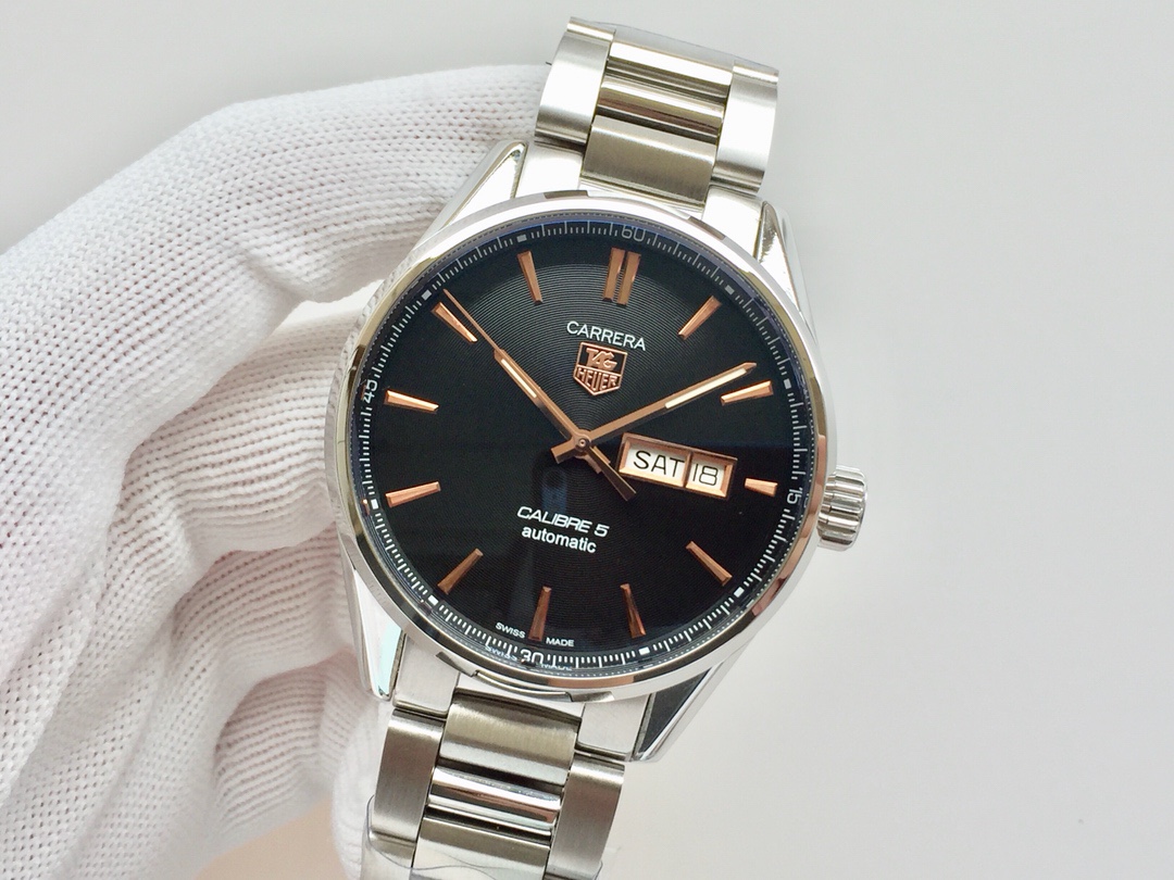 TAG泰格豪雅 卡萊拉系列WAR201A.FC6266 商務休閒款 中英文雙歷腕表 41毫米直徑 搭載2836 自動機械機芯 316L精鋼可配真皮錶帶 原裝折疊扣。TAG泰格豪雅 卡萊拉系列WAR201A.FC6266 商務休閒款 中英文雙歷腕表 41毫米直徑 搭載2836 自動機械機芯 316L精鋼可配真皮錶帶 原裝折疊扣。