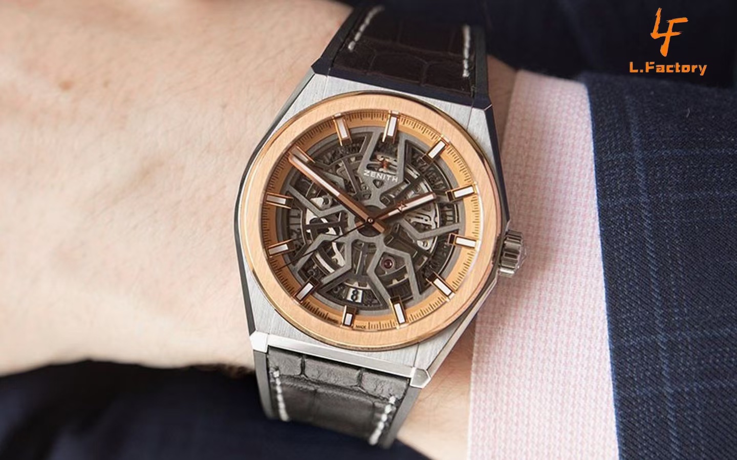 佩戴效果圖  LF真力時DEFY系列全新升級版，殼身 頭粒 機芯 表扣等均做了升級調整。一款根據路虎標誌性花輪轂設計而成的高顏值鏤空腕表。

原裝1:1開模鑄造，極致還原表殼的每一處細節打磨倒角，盡顯原裝菱角分明、堅毅果敢的陽剛氣質。完美的41mm表經，適配大眾男性手寸，正裝休閒兩不誤。根據汽車輪轂設計而成的五角星錶盤，未來概念感十足。同步官網新款1:1五角星折疊扣，搭載定製版Cal.670sk全自動機械機芯，鏤空日曆的大小與位置、機芯夾板、齒輪、五角星陀皆按原版機芯數據1:1拆解鍛造而成。

LF臻品