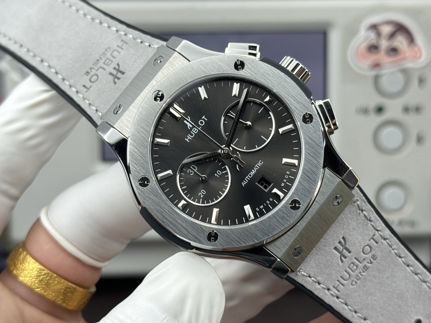（實拍圖）升級版宇舶hublot恆寶表經典融合CLASSIC FUSION系列，直徑45mm，表殼316L精鋼，耐磨藍寶石玻璃，施華洛世奇鑽石鑲嵌，進口搭載進口7750多巧能計時機芯，還原原裝所有功能，在不同的時空共鳴，如繪畫，如音樂，如時計，獨一無二的HUBLOT最配獨一無二的他，經典融合計時腕表。