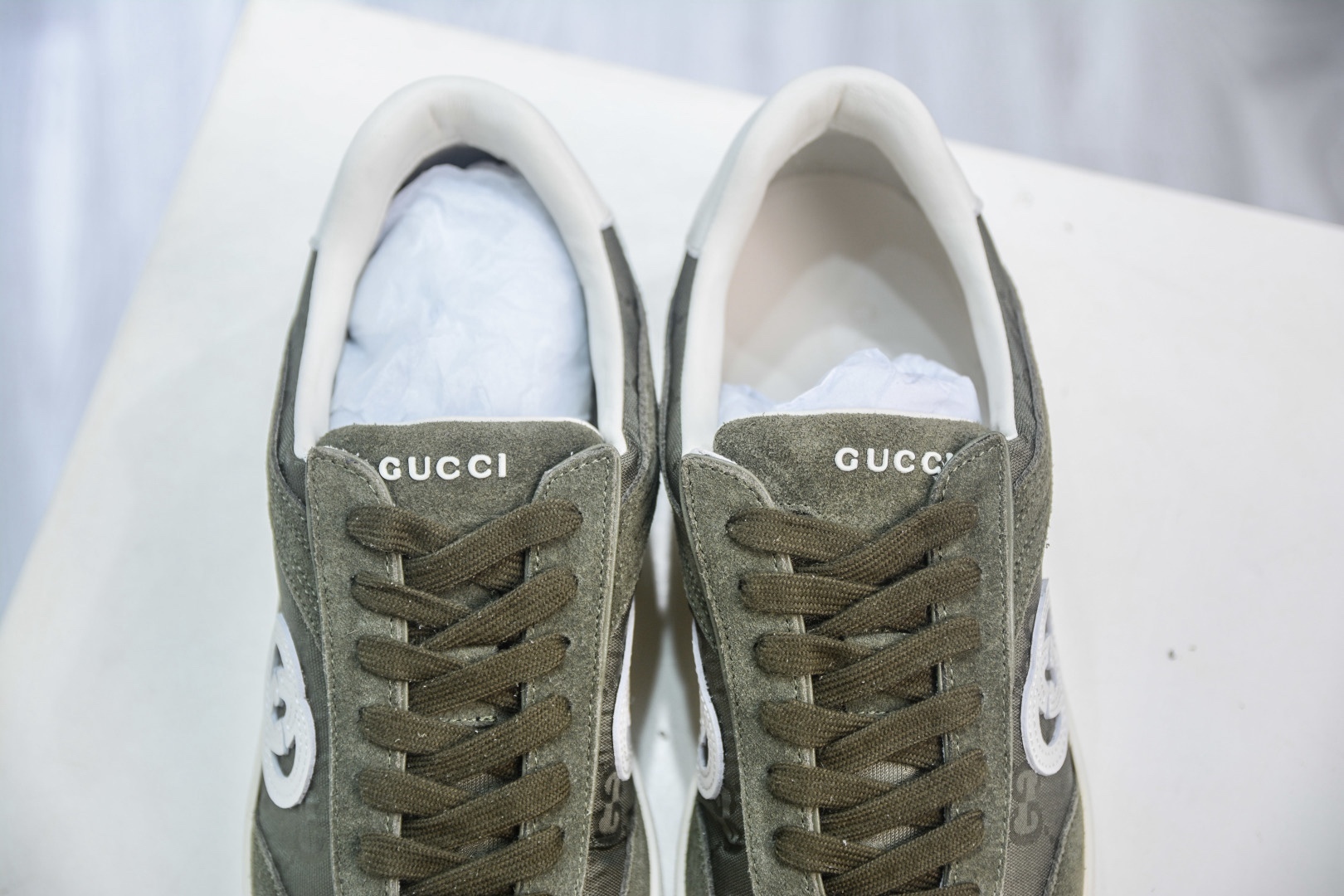 Gucci 古馳G75 圓頭系帶運動鞋
尺碼：39 40 41 42 43 44 45 46