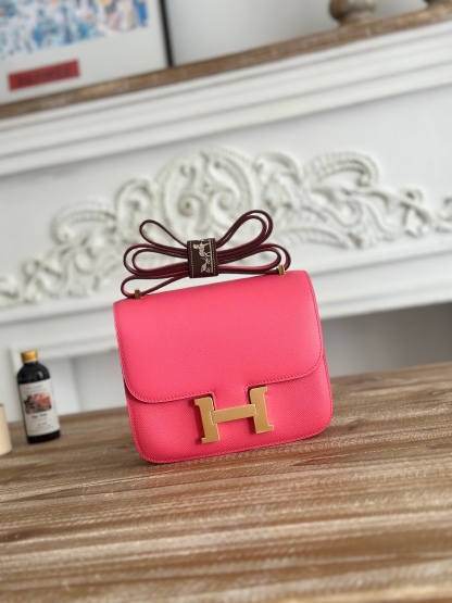 康康  空姐包  
constance  19cm  
epsom掌紋小牛皮  半收工  蠟線縫製