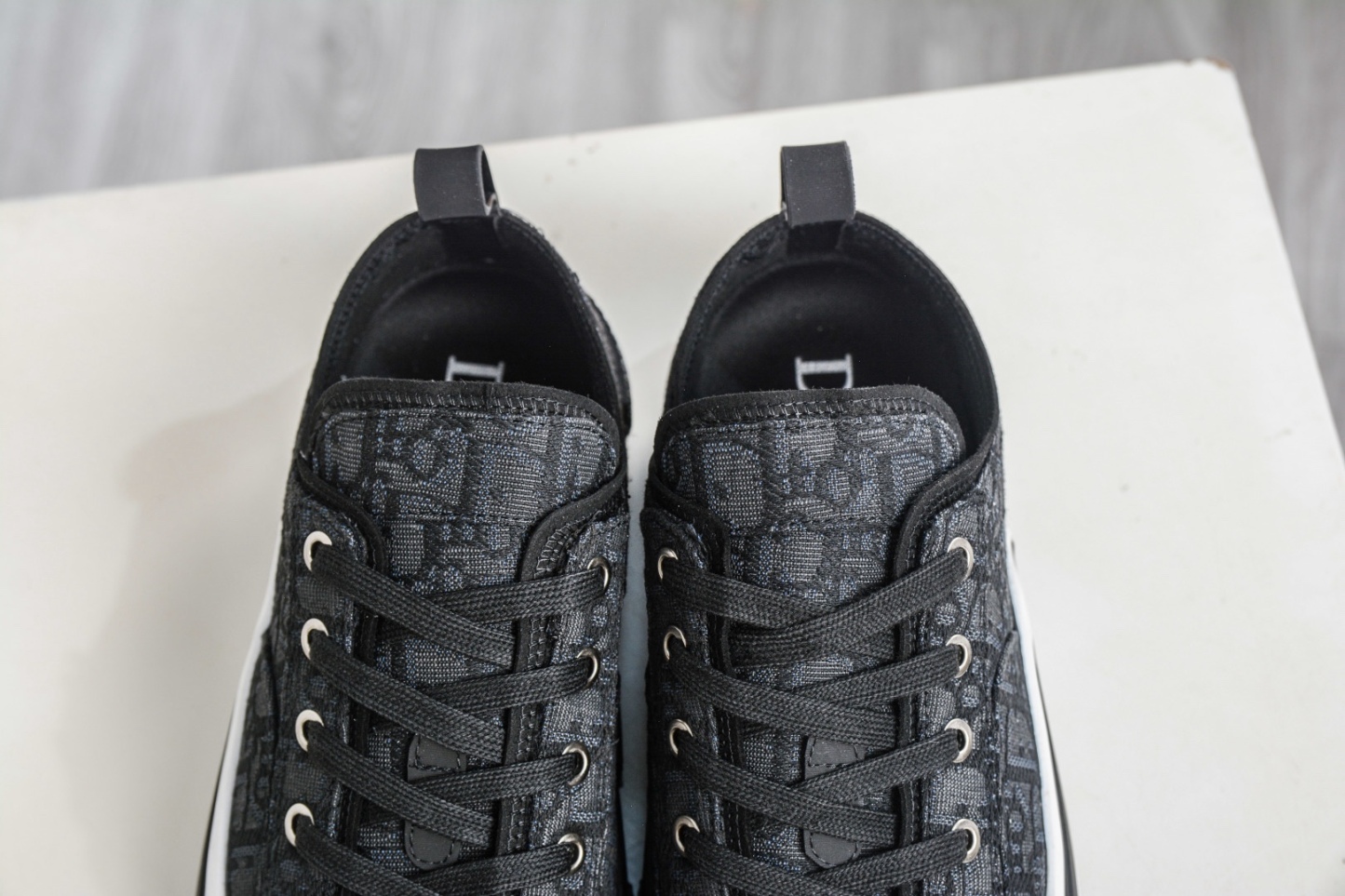 Dior B23 迪奧“CD重影”系列 
貨號: 3SN272ZIR16536
尺碼：38 39 40 41 42 43 44 45