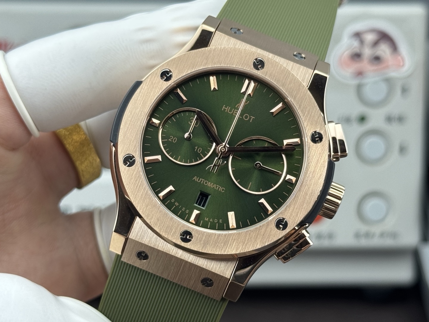 （实拍圖）升級版宇舶hublot恆寶表經典融合CLASSIC FUSION系列，直徑45mm，表殼316L精鋼，耐磨藍寶石玻璃，施華洛世奇鑽石鑲嵌，進口搭載進口7750多巧能計時機芯，還原原裝所有功能，在不同的時空共鳴，如繪畫，如音樂，如時計，獨一無二的HUBLOT最配獨一無二的他，經典融合計時腕表。