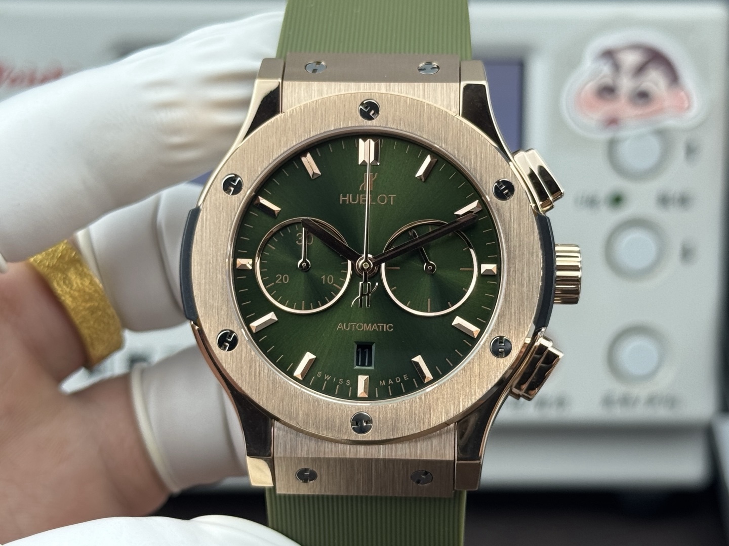 （实拍圖）升級版宇舶hublot恆寶表經典融合CLASSIC FUSION系列，直徑45mm，表殼316L精鋼，耐磨藍寶石玻璃，施華洛世奇鑽石鑲嵌，進口搭載進口7750多巧能計時機芯，還原原裝所有功能，在不同的時空共鳴，如繪畫，如音樂，如時計，獨一無二的HUBLOT最配獨一無二的他，經典融合計時腕表。