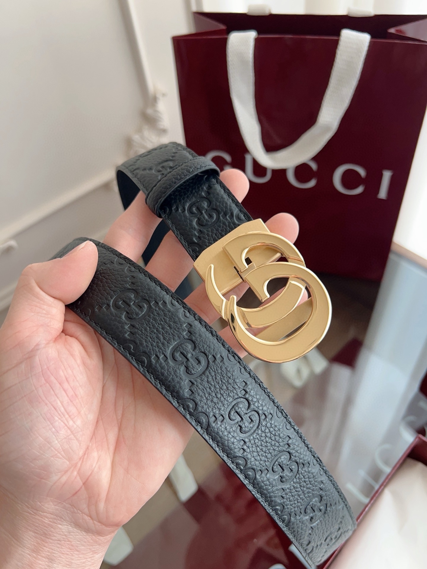 Gucci 古馳 自動平滑扣腰帶 精鋼打造五金 寬度35MM寬 雙面頭層牛皮 自由裁剪設計。