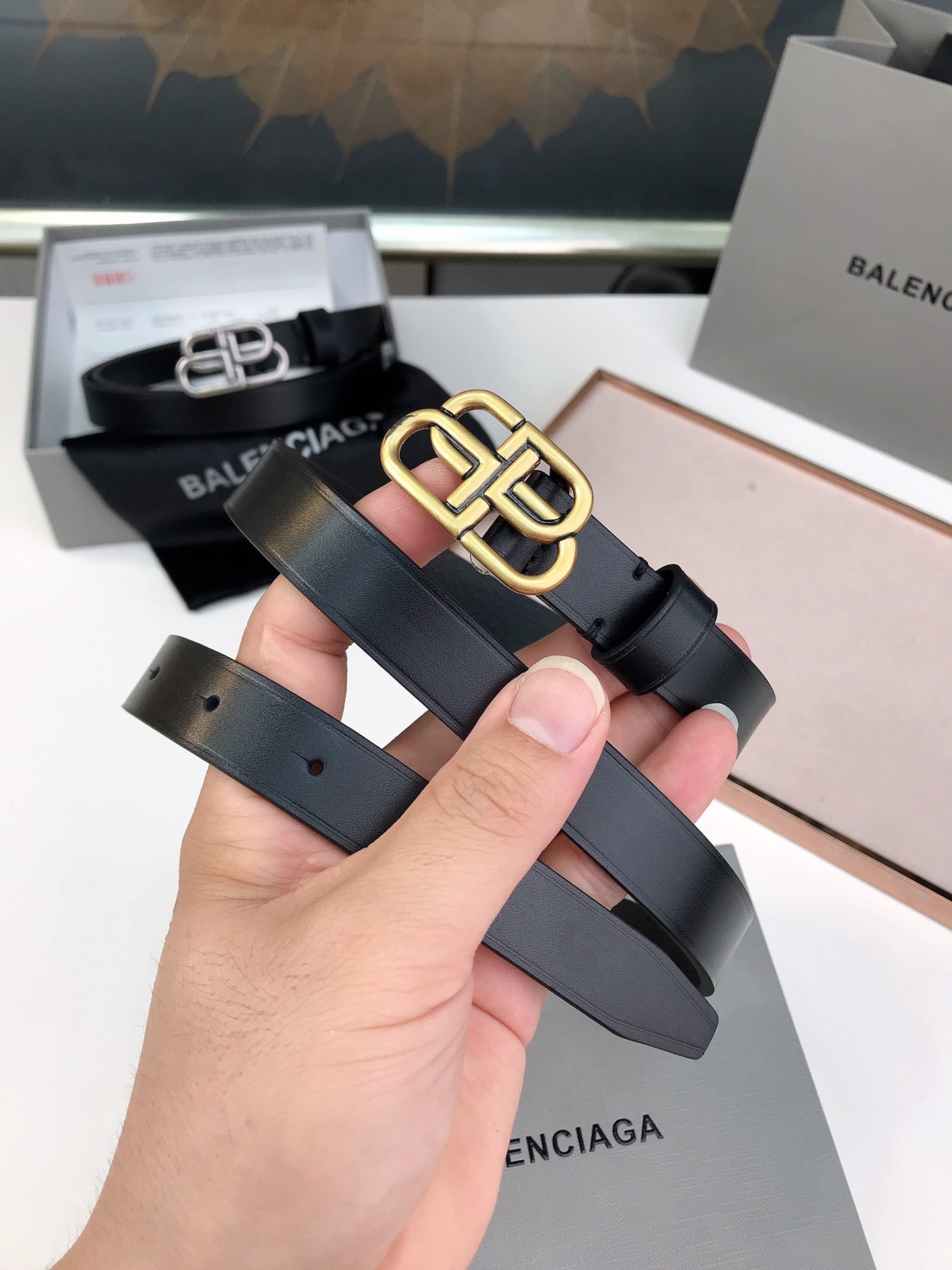 巴黎💋意大利🇮🇹正版購入原廠皮料 2.0cm五金進口爐內五金並非市場iT水調五金所見所得