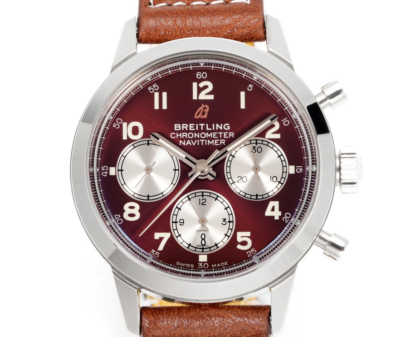 
百年靈新品 BN9 越洋系列AB015212.BF26743P.A20BA.1  材質： 316L精鋼直徑： 41毫米厚度： 13.65毫米 表鏡： 鍋蓋弧面藍寶石，雙面防眩處理表底： 旋入式精鋼，透明藍寶石表冠： 非旋入式，雙密封墊機芯：7750機芯 復刻首選 精緻推薦男士多功能機械腕表 ，精心打造超真實實物圖拍攝。