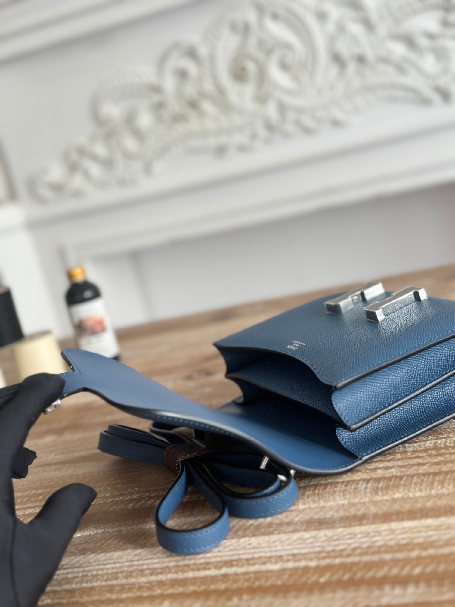 康康  空姐包  
constance  19cm  
epsom掌紋小牛皮  半收工  蠟線縫製