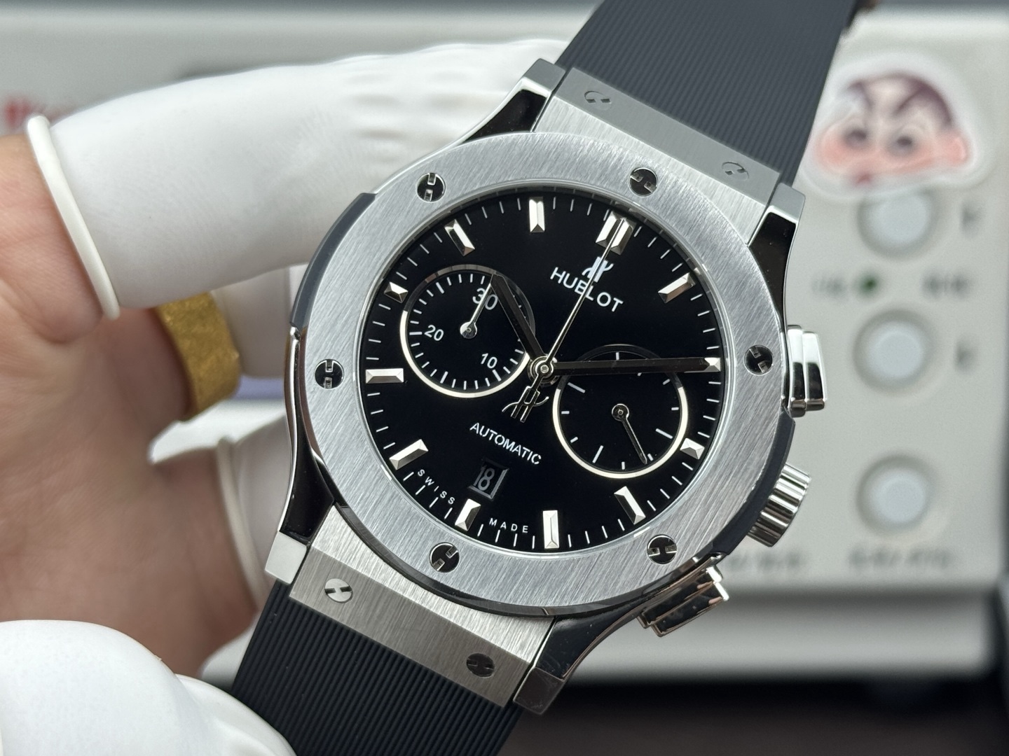 （实拍圖）升級版宇舶hublot恆寶表經典融合CLASSIC FUSION系列，直徑45mm，表殼316L精鋼，耐磨藍寶石玻璃，施華洛世奇鑽石鑲嵌，進口搭載進口7750多巧能計時機芯，還原原裝所有功能，在不同的時空共鳴，如繪畫，如音樂，如時計，獨一無二的HUBLOT最配獨一無二的他，經典融合計時腕表。