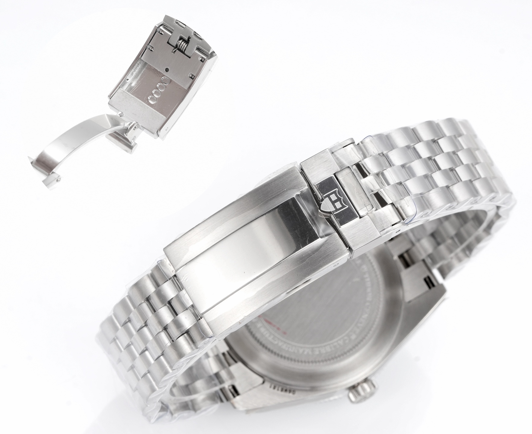 DIF 最強副本 
DIF隆重推出帝舵碧灣54型M79000N腕表，
37mm表殼貼合手腕，佩戴舒適，啞光錶盤簡約大氣，質感細膩，無日曆設計化繁為簡，回歸純粹讀時體驗，以純粹精神和現代表達方式，向1954年問世的品牌首款潛水表-7922型獻上最真誠的敬意！
DIF匠工精神 整表配備導角精磨不拉手 注重細節 質感無敵 搭載丹東定制一檔機芯 日誤差僅3-5秒幾乎0反修 超穩定！
錶帶均為CNC通體成型拉絲工藝錶帶 非小廠組裝片！配備帝舵表“T-fit”表扣 可滑軌微調
超強瑞士夜光刻度 盤面字體油壓立體