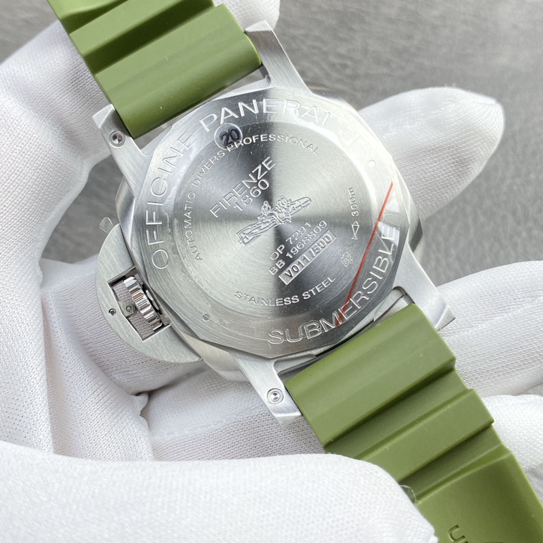 （嚴選）沛納海 PAM1055 42MM 綠海魂—PAM961弟弟。適合亞洲人手腕的腕表，男女可佩戴！沛納海史上第一枚42MM綠盤，還有VS定制與正品一致的綠日曆。出貨實拍