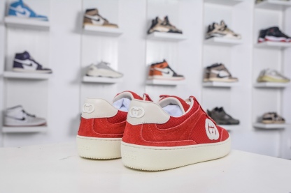 Gucci 古馳G75 圓頭系帶運動鞋
尺碼：35 36 37 38 39 40 41 42 43 44 45 46