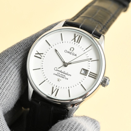 
玫瑰][玫瑰]🔥 最新款主推🔥 ，👍OMEGA -歐米茄-碟飛系列⌚市場競爭主力款  ️一直被模仿  從未被超越【見證時間！把握未來，你可以有】 採用316L鋼表殼，全新原裝進口8215機芯。(經測試0返修) 表徑40毫米，厚度10mm。動力儲存48小時. 採用意大利進口牛皮    莫氏9級藍寶石玻璃，耐磨防刮花  超強防水80米!匠心之作，必屬精品🔥大廠品質！歡迎轉載！