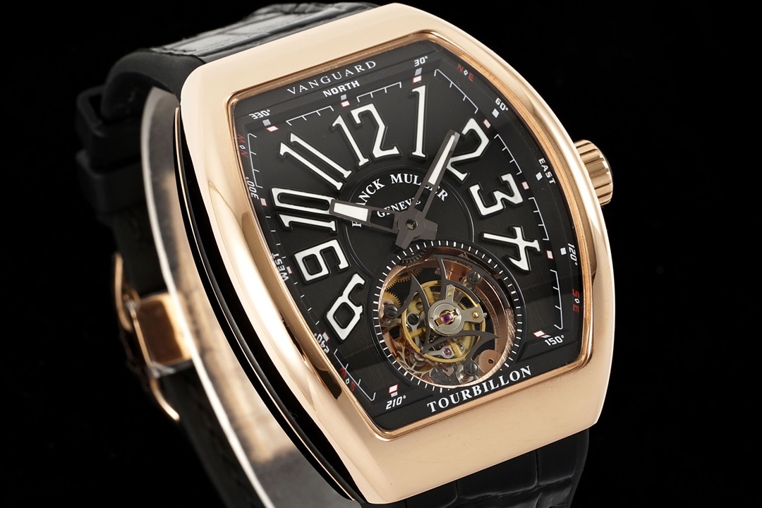 RMS最新款 頂級復刻 法蘭克穆勒V45 Vanguard陀飛輪系列 歷時多年研發機芯 
1 1:1 超級復刻原裝複雜法穆蘭陀飛輪機芯 細節完美到位 打造正品機芯獨具的雙發條盒 超薄工藝 
2超長72小時動力儲存 告別每天手動上鏈 高端玩家的定制款 把頭上鏈30個半圈 發條盒為滿 不需要過度上鏈 
3 千錘百鍊 316L精鋼表殼 超薄表殼 與原裝一致厚度 彎曲弧度 更加貼合手腕 佩戴舒適 
4 純正進口意大利小牛皮 貼合手感品質一流的進口氟橡膠錶帶 與正版全完通用互換
5瑞士工程師 原版機芯拆解 一比一甲