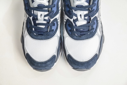 Asics Gel-NYC 亞瑟士運動休閒透氣專業跑鞋
貨號: 1201A789 100
尺碼：36 37 37.5 38 39 39.5 40 40.5 41.5 42 42.5 43.5 44 45 46 47.5