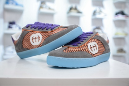 Gucci 古馳G75 圓頭系帶運動鞋
尺碼：35 36 37 38 39 40 41 42 43 44 45 46