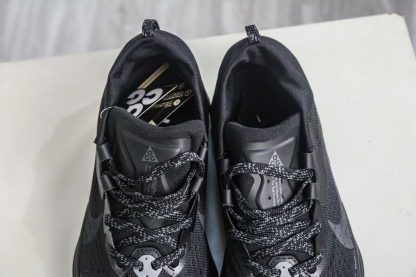 NK ACG ZEGAMA TRAIL 6 網面透氣跑步鞋 
貨號：HV8113 002
尺碼：36 36.5 37.5 38 38.5 39 40 40.5 41 42 42.5 43 44 45