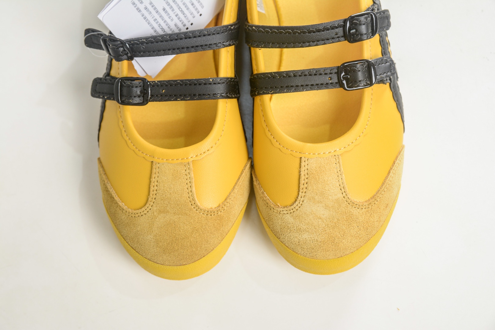 𝐏𝐚𝐭𝐨𝐮 𝐱  Tiger 瑪麗珍 任敏同款 舒適輕盈平跟鬼冢虎 瑪麗珍鞋 夏季必備 3mm薄底的貼地感 
貨號: 1182A678 750
𝐬𝐢𝐳𝐞：36 37 37.5 38 39 39.5 40 40.5 41.5