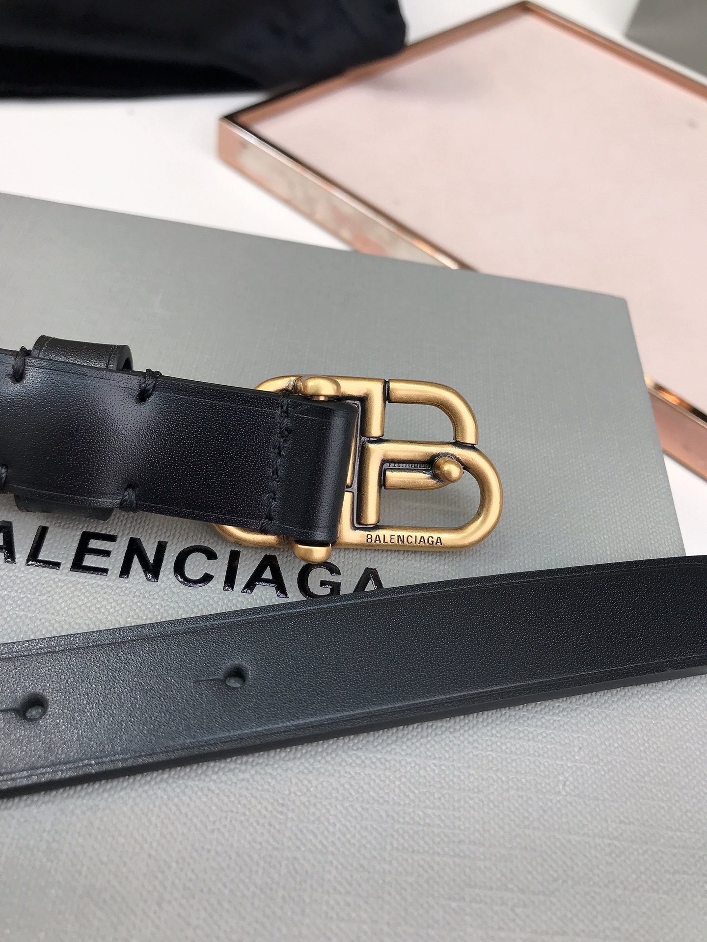 巴黎💋意大利🇮🇹正版購入原廠皮料 2.0cm五金進口爐內五金並非市場iT水調五金所見所得