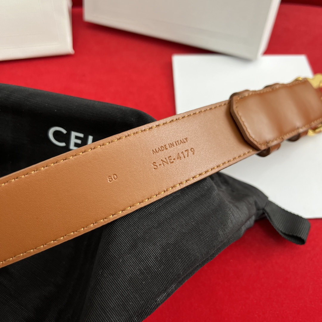 Celine/賽琳 款凱旋門腰帶 寬度3.0cm 男女通用款 💯採用數量稀少的原廠專用小牛皮 搭配精緻凱旋門搭扣 獨家頂級手工 進口邊油