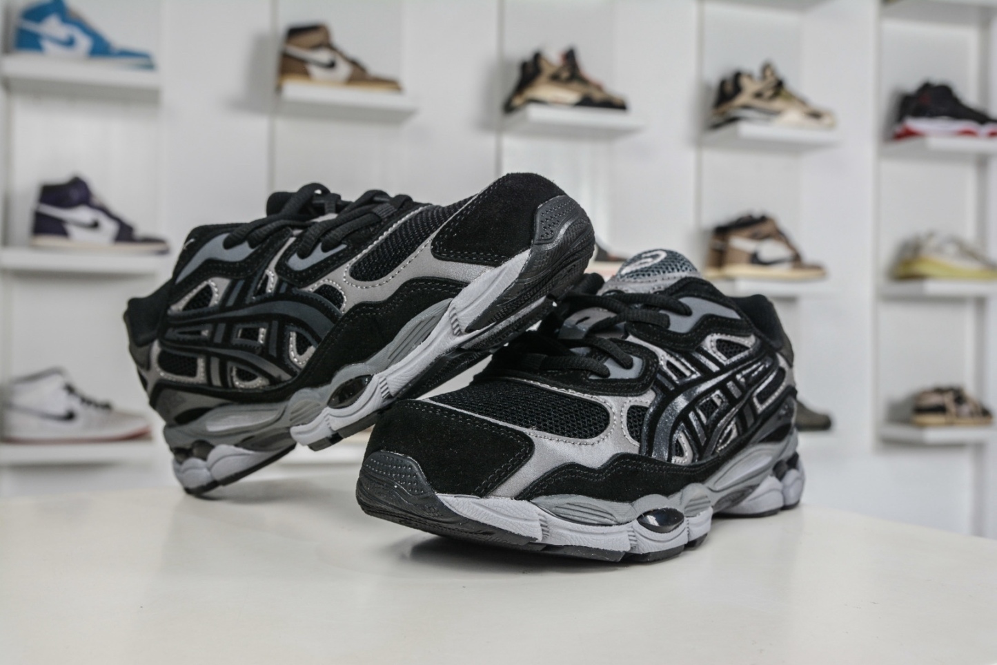 Asics Gel-NYC 亞瑟士運動休閒透氣專業跑鞋
貨號: 1201A789 020
尺碼：36 37 37.5 38 39 39.5 40 40.5 41.5 42 42.5 43.5 44 45 46 47.5