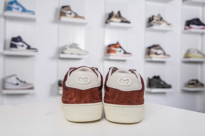 Gucci 古馳G75 圓頭系帶運動鞋
尺碼：35 36 37 38 39 40 41 42 43 44 45 46