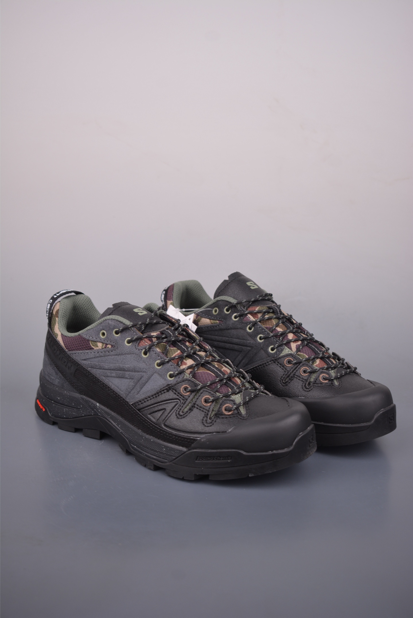 薩洛蒙 X-ALP SUEDE 
探索者系列 
潮流越野機能戶外休閒運動跑步鞋
官方貨號: 491655 283633
尺碼：36 36.5 37 38 38.5 39 40 40.5 41.5 42 42.5 43 44 45 46