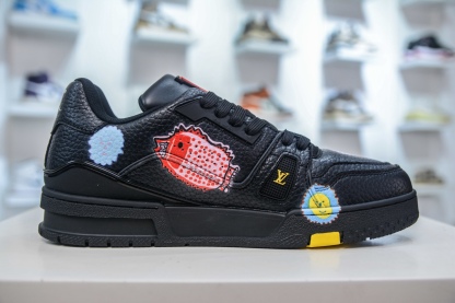 Louis Vuitton Trainer lv時裝走秀運動鞋板鞋SIZE：36 37 38 39 40 41 42 43 44 45